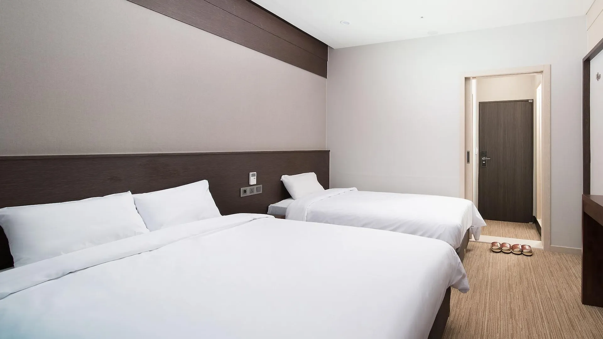 Jeju Palace Hotel