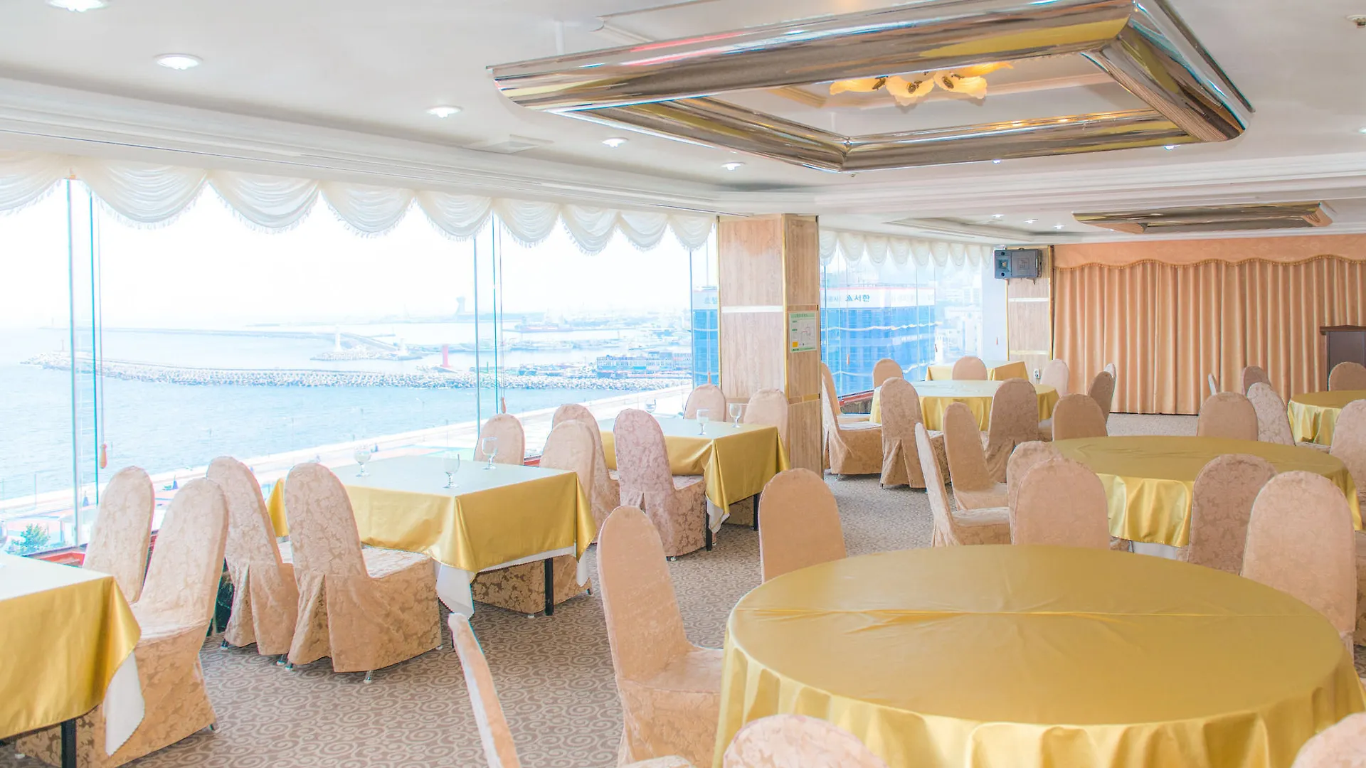Jeju Palace Hotel